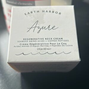 NWOT. Earth harbor neck cream -